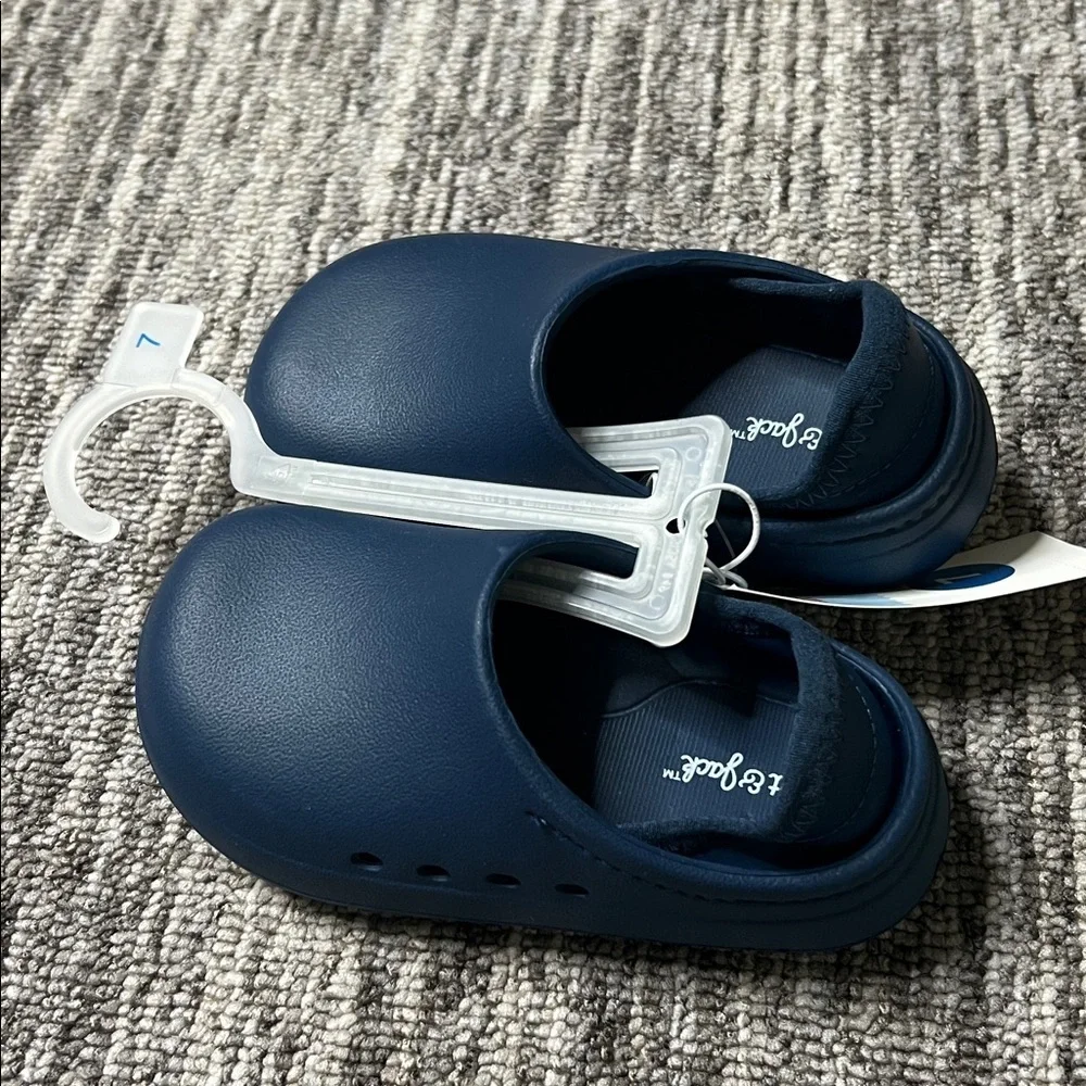 Cat & Jack Dark Blue Kids Slippers Size 7